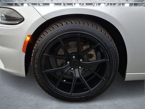 Used 2021 Dodge Charger SXT w/ Leather Interior Group image 9