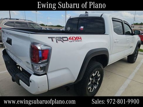 Used 2018 Toyota Tacoma SR5 image 4