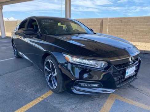 Used 2020 Honda Accord Sport image 3