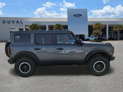 New 2025 Ford Bronco Badlands w/ Sasquatch Package