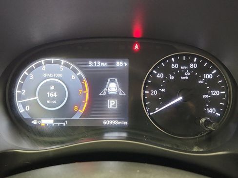 Used 2021 Nissan Kicks SR w/ SR Premium Package FWD image 14