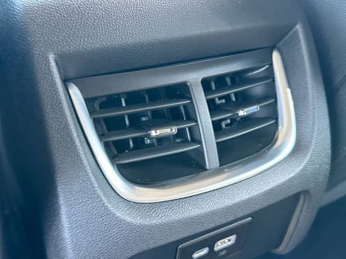 Certified 2022 Chevrolet Blazer LT AWD/4WD image 23