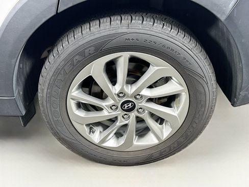 Used 2018 Hyundai Tucson SE FWD image 11