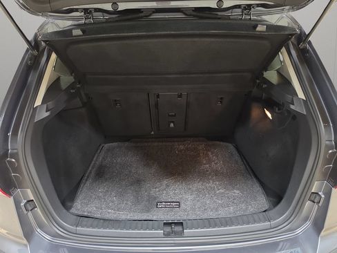Used 2022 Volkswagen Taos SEL w/ Panoramic Sunroof Package AWD/4WD image 11