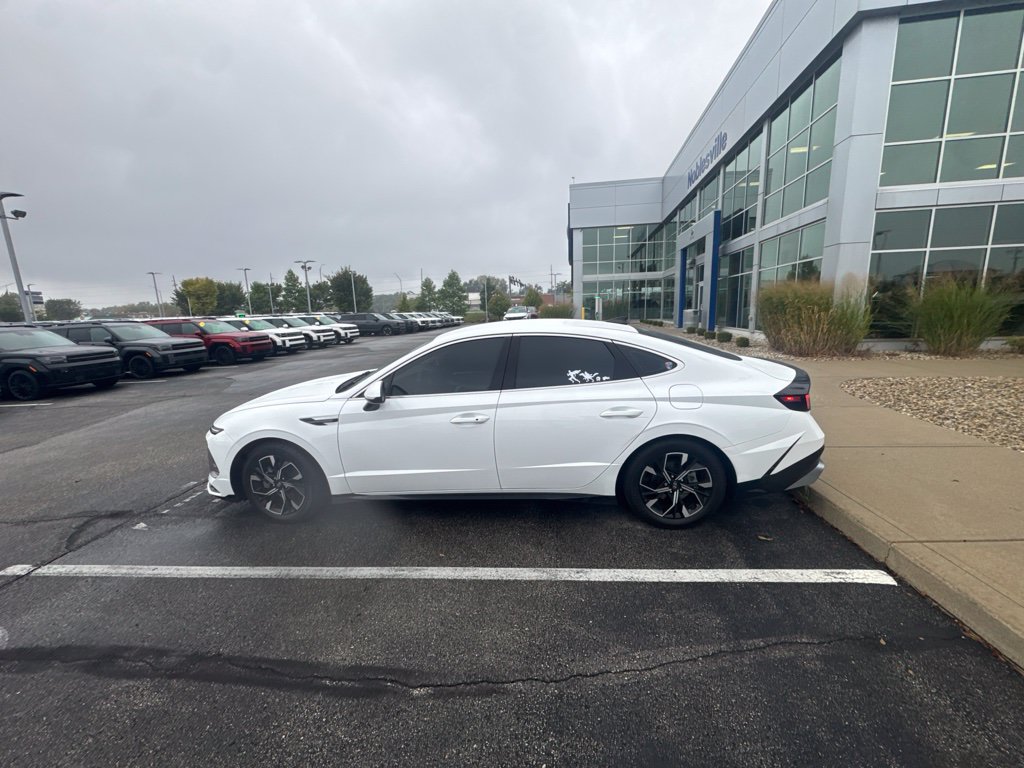 Certified 2024 Hyundai Sonata SEL AWD/4WD image 6