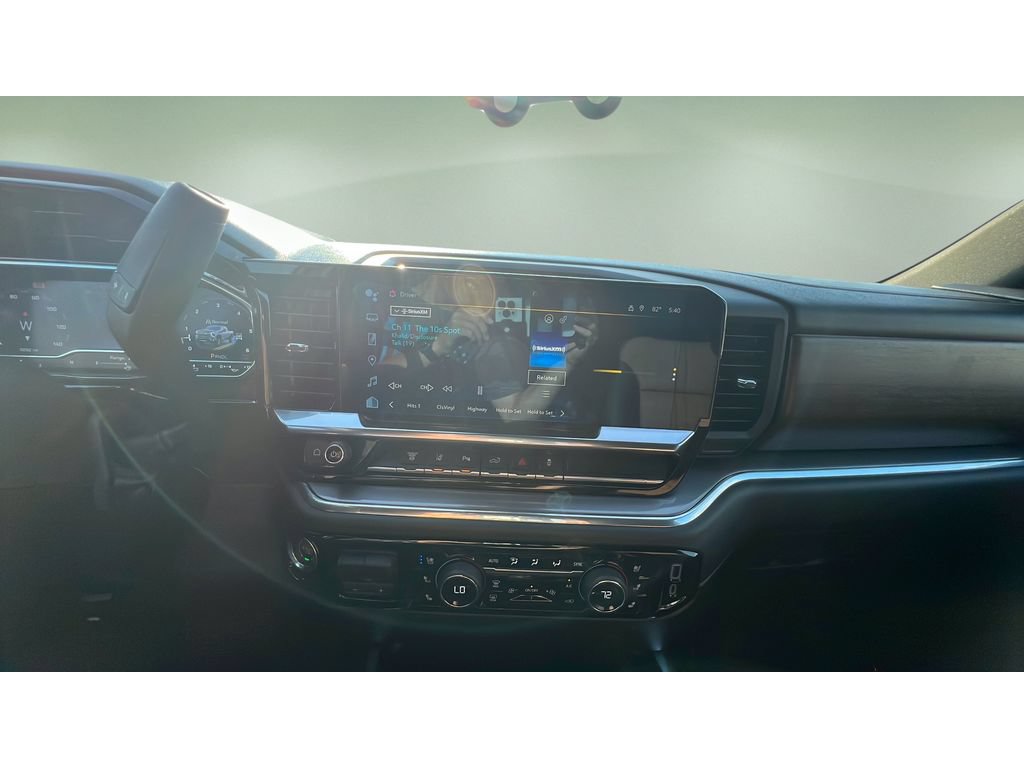 Certified 2024 Chevrolet Silverado 3500 High Country AWD/4WD image 17