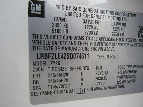 Used 2025 Buick Envision Sport Touring image 28