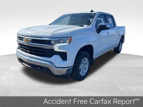 Used 2025 Chevrolet Silverado 1500 LT image 3