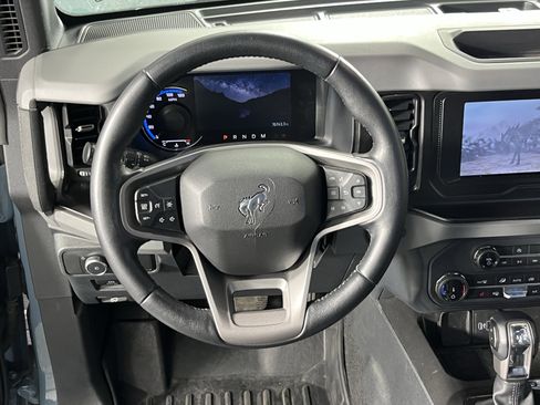 Used 2022 Ford Bronco Big Bend image 12