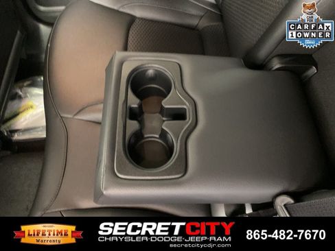 Used 2026 Jeep Compass Latitude AWD/4WD image 26