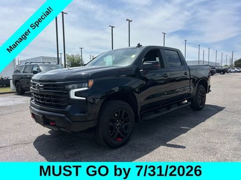 Used 2024 Chevrolet Silverado 1500 RST w/ Redline Edition AWD/4WD image 7
