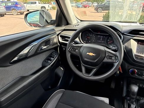 Certified 2021 Chevrolet TrailBlazer LS AWD/4WD image 15