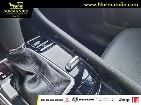 Used 2025 Jeep Compass Limited AWD/4WD image 13