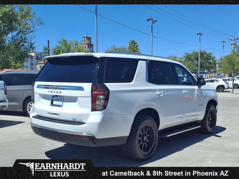 Used 2024 Chevrolet Tahoe LT w/ Luxury Package AWD/4WD image 9