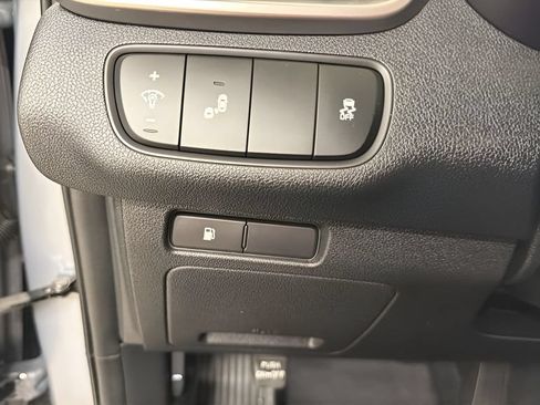 Used 2020 Kia Sorento S FWD image 15