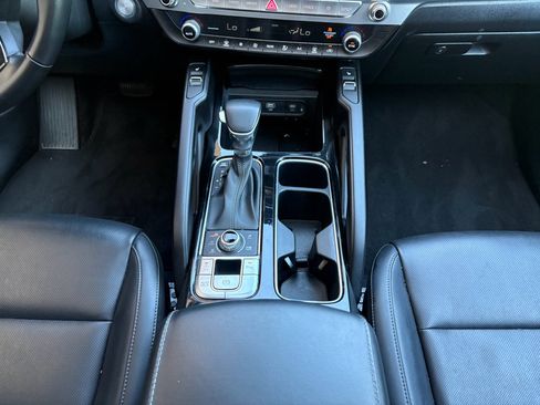 Used 2025 Kia Telluride S AWD/4WD image 35