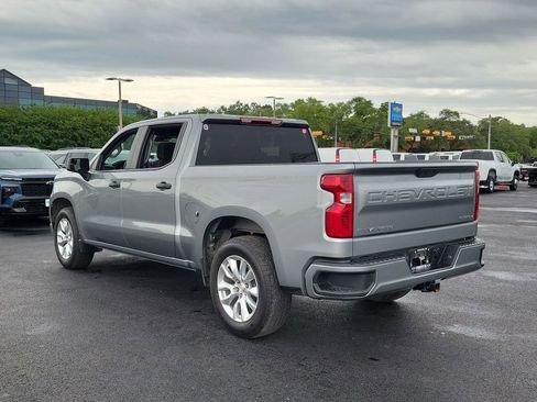 Used 2025 Chevrolet Silverado 1500 Custom image 4
