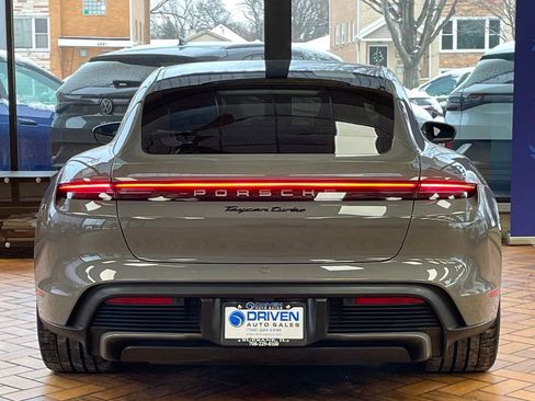 Used 2023 Porsche Taycan Turbo image 11