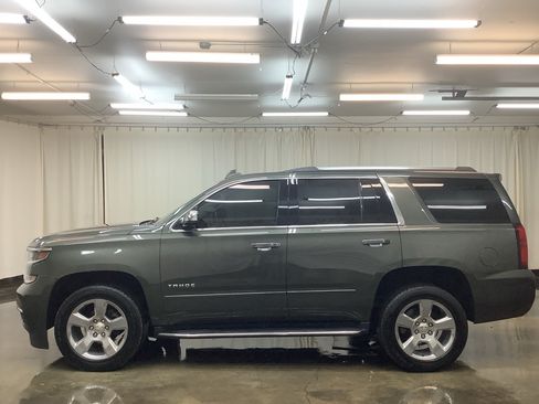 Used 2019 Chevrolet Tahoe Premier AWD/4WD image 9