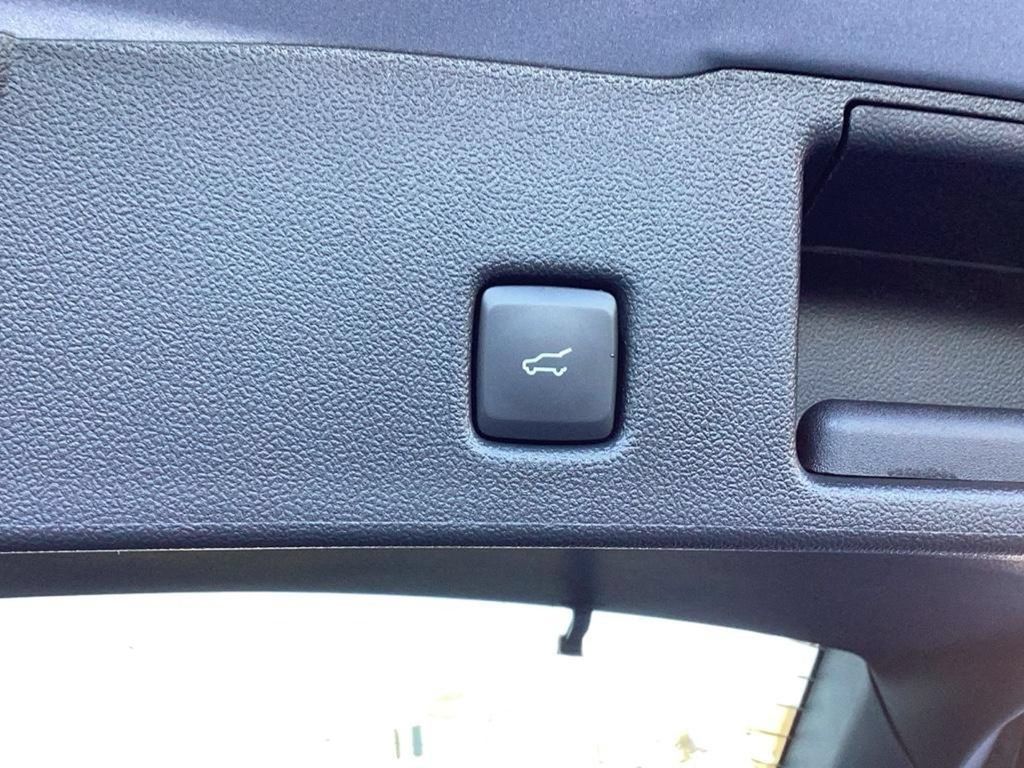 Used 2024 Ford Escape SE w/ PHEV Premium Package FWD image 21