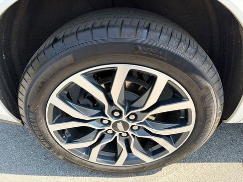 Used 2021 Cadillac XT6 Sport image 17