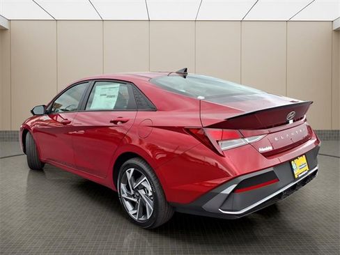 New 2025 Hyundai Elantra Sport image 5