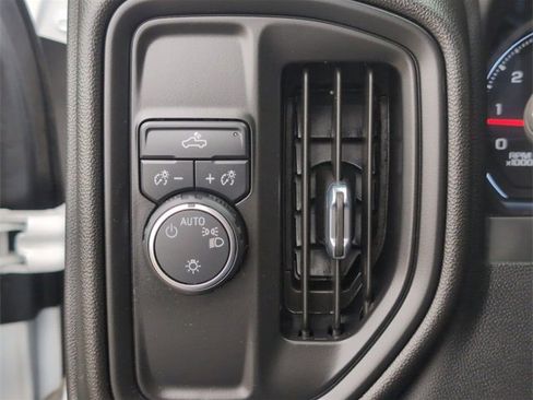 Used 2024 Chevrolet Silverado 2500 W/T w/ WT Convenience Package image 17