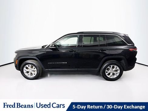 Used 2023 Jeep Grand Cherokee Limited image 4