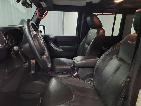 Used 2016 Jeep Wrangler Unlimited Rubicon image 13