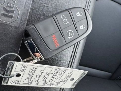 New 2026 Jeep Compass Limited image 29