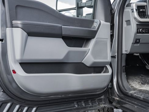 New 2026 Ford F250 XL w/ STX Appearance Package image 40