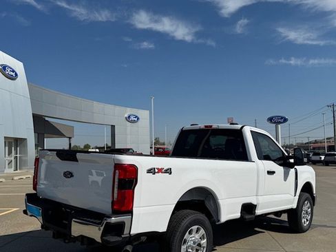 Used 2024 Ford F350 XLT w/ 360-Degree Camera Package image 4