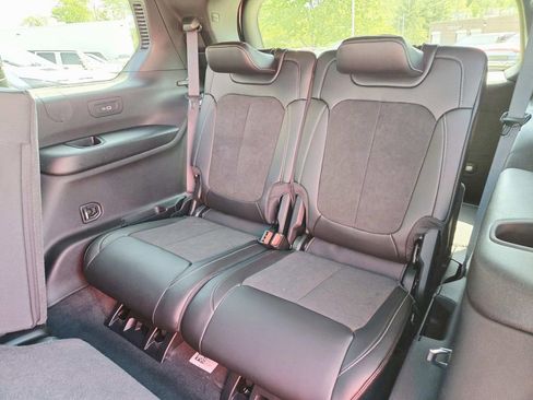 New 2026 Jeep Grand Cherokee L 4WD image 16