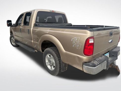 Used 2014 Ford F250 XLT image 2