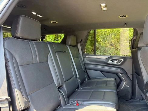 Used 2021 Chevrolet Tahoe RST w/ Luxury Package image 34