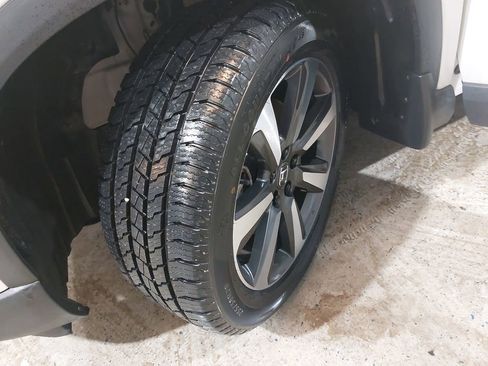 Used 2023 Honda Pilot Touring image 34