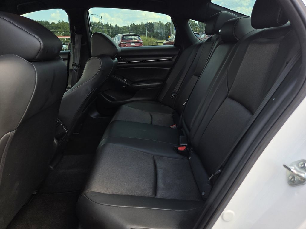 Certified 2022 Honda Accord Sport image 18