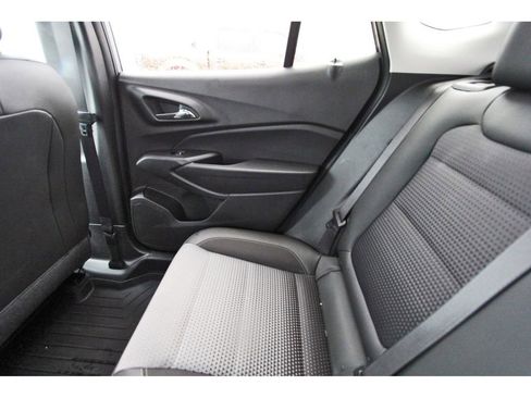 Used 2025 Chevrolet Trax LT w/ Driver Confidence Package image 12