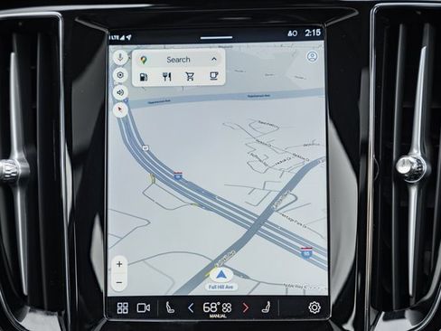 Used 2024 Volvo S60 B5 Plus image 22