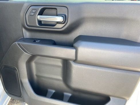 Used 2023 Chevrolet Silverado 2500 Custom w/ Custom Value Package image 34