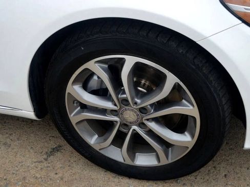 Used 2015 Mercedes-Benz C 300 Sedan image 16