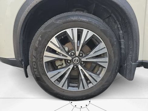Used 2021 Nissan Rogue SV w/ Premium Package FWD image 24