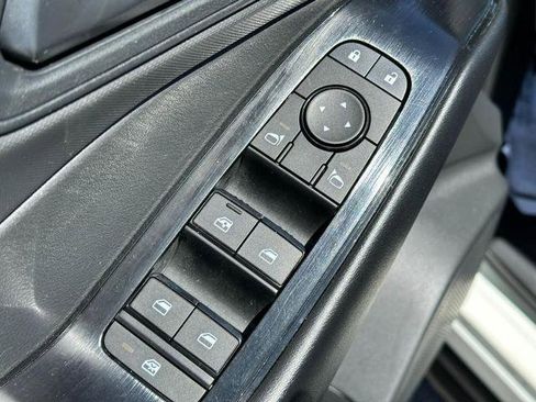 Used 2024 Nissan Rogue S FWD image 16