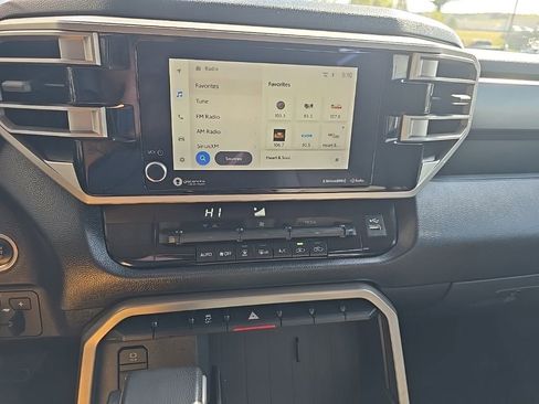 Used 2022 Toyota Tundra SR5 image 12