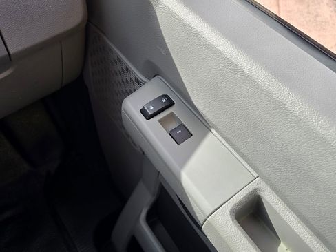 Used 2024 Ford E-350 and Econoline 350 Super Duty w/ Driver's Safety Package image 27