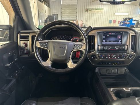 Used 2015 GMC Sierra 1500 Denali w/ Driver Alert Package AWD/4WD image 17