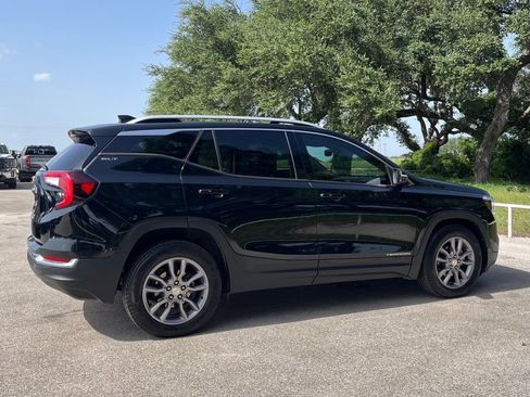 Used 2022 GMC Terrain SLT FWD image 5
