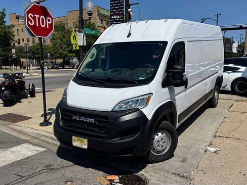 Used 2023 RAM ProMaster 2500 FWD image 2