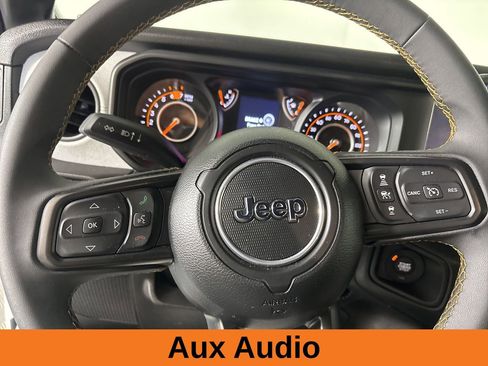 Used 2024 Jeep Wrangler Willys image 11