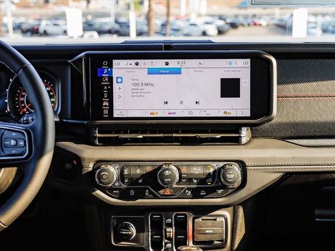 New 2026 Jeep Wrangler Unlimited Rubicon image 15